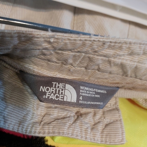 🍄3/50$🍄 NORTH FACE shorts size 4 - Picture 8 of 9